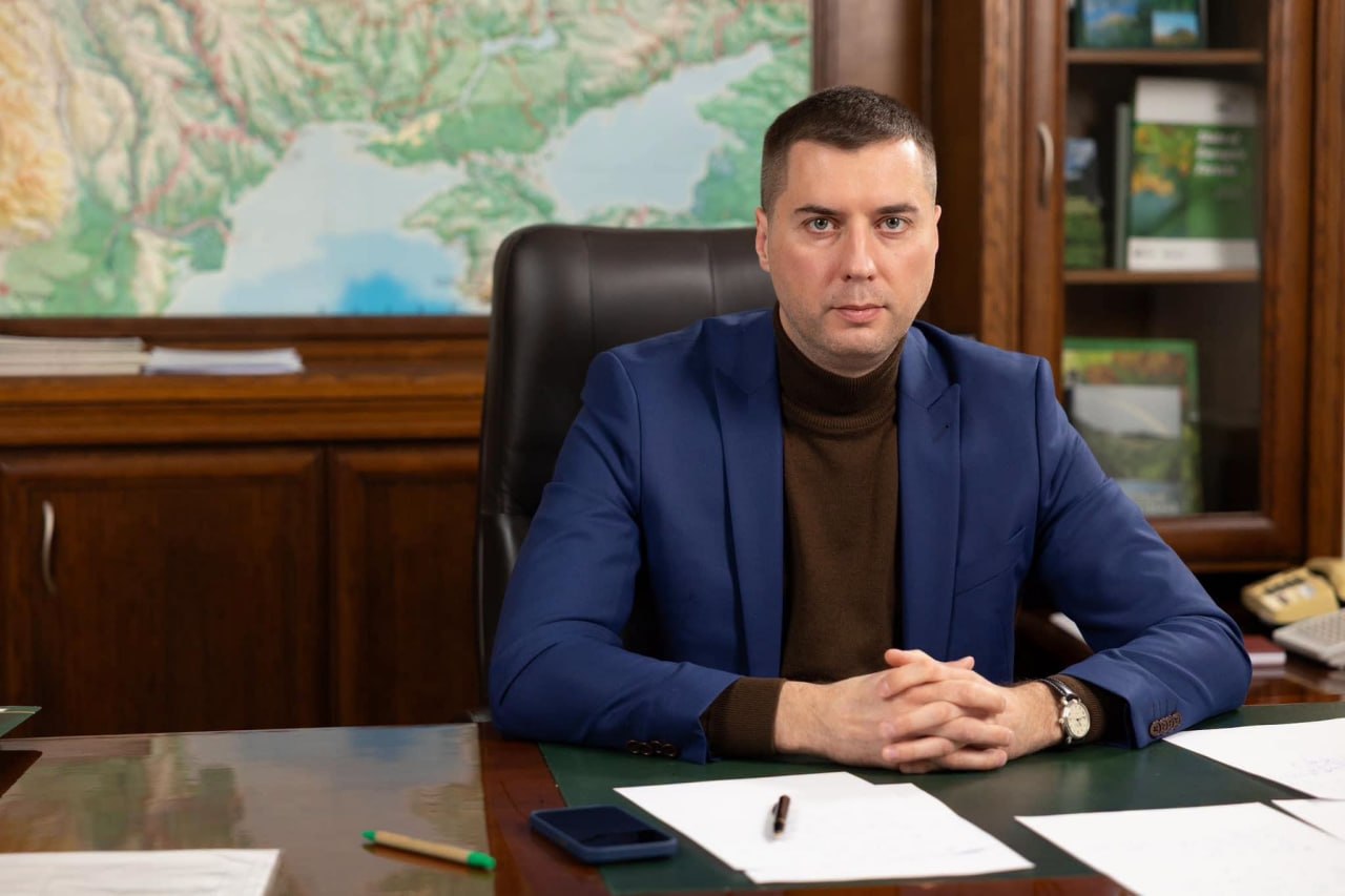 Ілюстрація до публікації «Кабмін відкрив дисциплінарне провадження щодо голови Держлісагентства Віктора Смаля та відсторонив його від посади»
