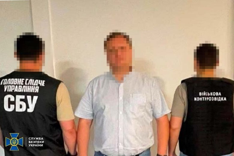 Ілюстрація до публікації «Цікаві новини з "мінометного" ринку України ☑ Cкасовані санкції проти бізнесмена Богдана Пукіша, якого повʼязують із Медведчуком та звинувачують у постачанні неякісних деталей…»