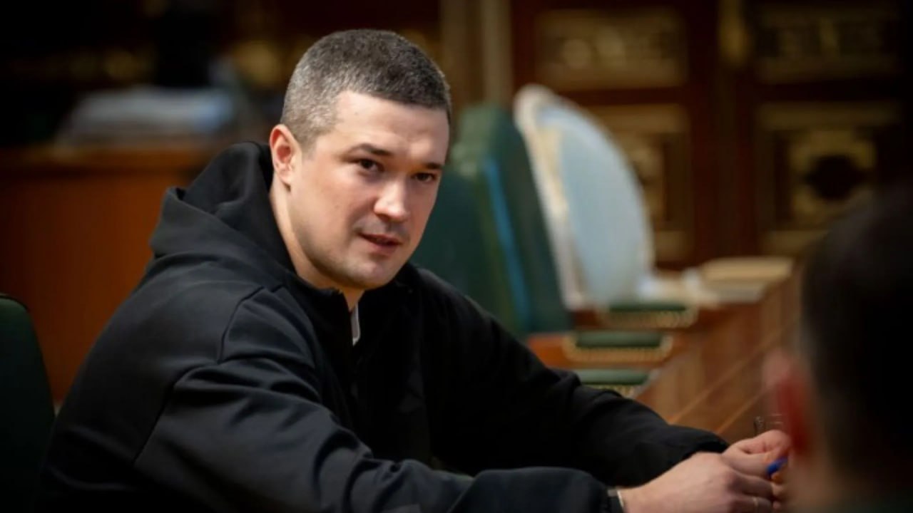 Ілюстрація до публікації «Міністерство оборони «освоїло» гендерну рівність: 2 тисячі бронежилетів на 20+ тисяч жінок у бойових підрозділах Україна продовжує активно просувати гендерну політику в армії…»