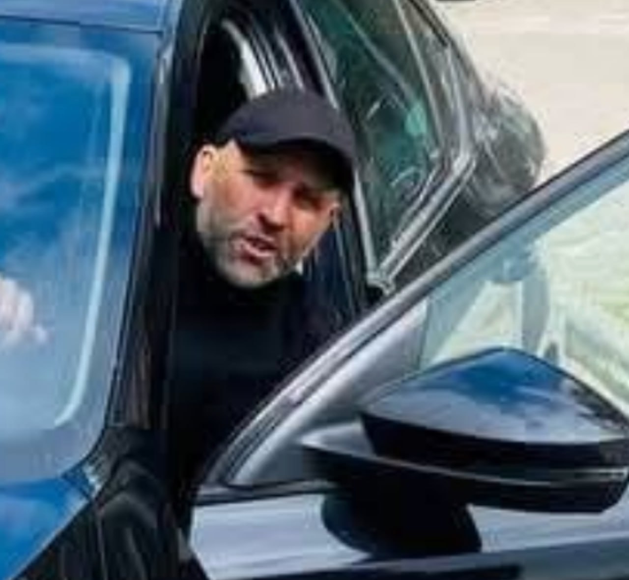Ілюстрація до публікації «"Кришувач" ТСЦ МВС Луцька — начальник одного з відділів поліції у Волинській області Василь Смірнов — здійснює діяльність через свого посіпаку.»
