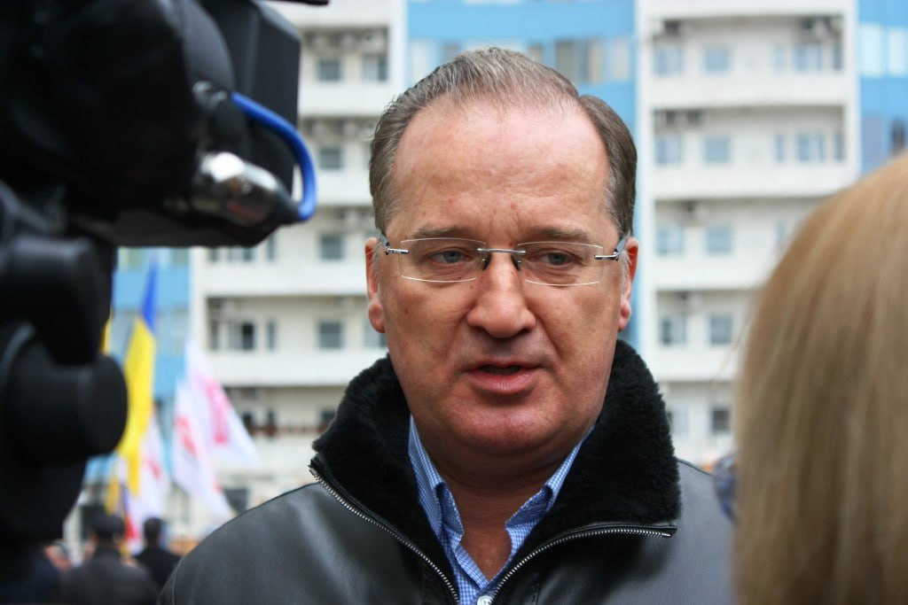 Ілюстрація до публікації «Скандал навколо масштабної шахрайської схеми з гуманітарною допомогою розгортається в Одесі.»