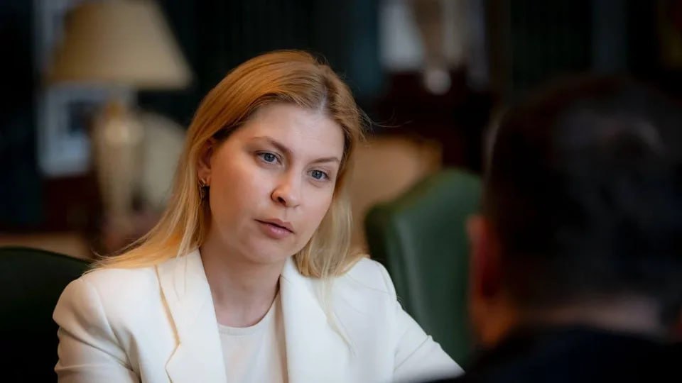 Ілюстрація до публікації «Президент України Володимир Зеленський звільнив Ольгу Стефанишину з посади посла у США.»