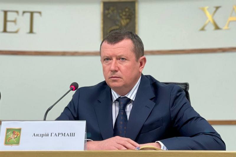 Ілюстрація до публікації «В АТ «Українські розподільчі мережі» (УРМ) розгортається резонансна історія про можливий перерозподіл ринку на користь приватних компаній із багатомільйонними оборотами.»