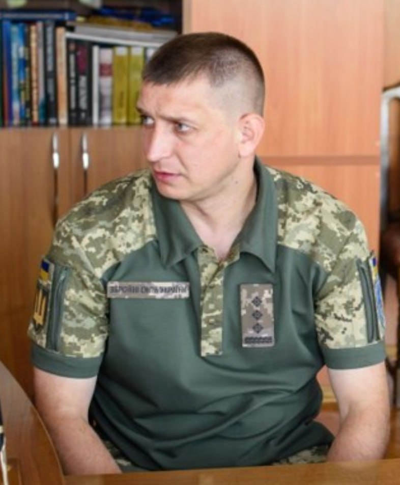 Ілюстрація до публікації «Виявилося, що бригадний генерал Юрій Ральцев має таємний аккаунт на OnlyFans під ніком Kimberly Miller, де він публікує фото своїх декларації та інші пікатні деталі життя.»