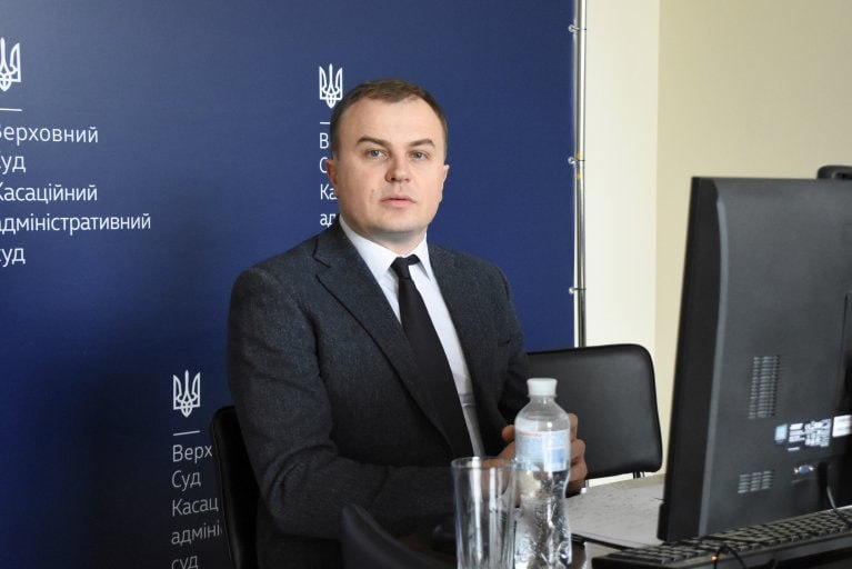 Ілюстрація до публікації ««Шара» та підроблені документи: як суддя Верховного Суду в теніс грав»