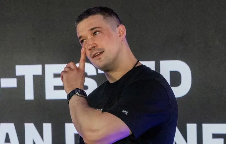 Ілюстрація до публікації «Ексміністр оборони Михайло Федоров, котрий ігнорує явку на ТСК та подорожує світом, має понад пів річне бронювання від військової служби через фонд "Східна Європа".»