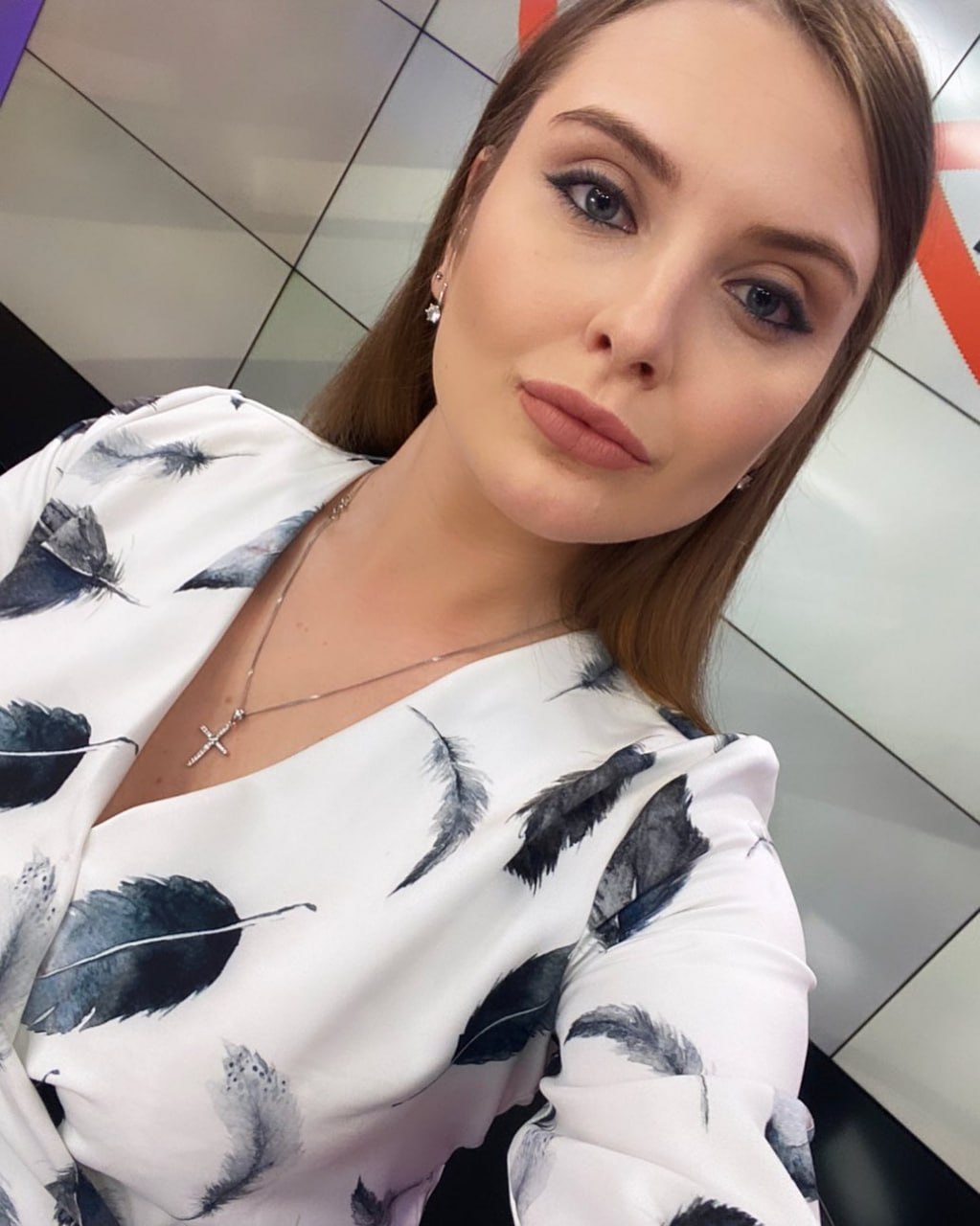 Ілюстрація до публікації «Таємне життя нардепа Вадима Івченка 📌 Вадим Івченко — народний депутат від «Батьківщини» (VIII–IX скликання), член комітету з нацбезпеки, оборони та розвідки.»