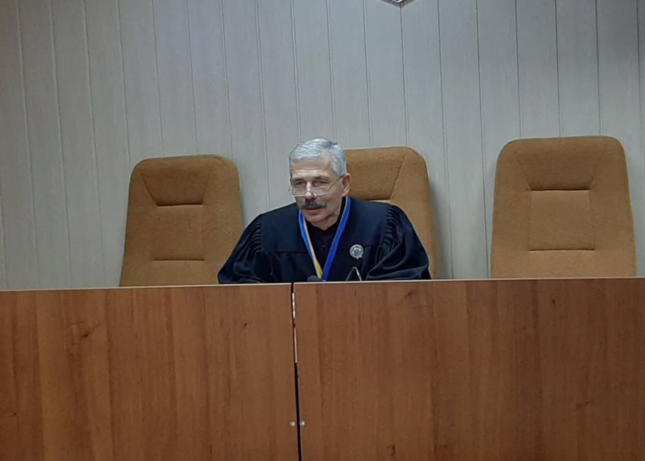 Ілюстрація до публікації «Ексголова Красноградського (Берестинського) суду Павло Гусар позичив сину 24 тисячі доларів Павло Іванович Гусар, якій відсудив в державі 1,2 млн гривень для себе коханого, при…»