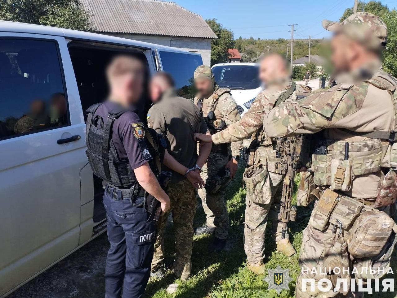 Ілюстрація до публікації «На Тернопільщині в селі Добриводи чоловік у військовій формі влаштував стрілянину: двоє людей загинули, ще троє — отримали поранення.»