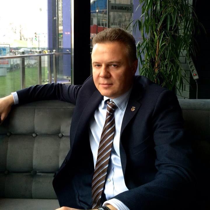 Ілюстрація до публікації «Корупційна гідра: Колишнього 1-го заступника директора ДП «Одеський порт» Ігор Сіренко звільнили від кримінальної відповідальності за недбалість, що призвела до збитків у 2,33…»
