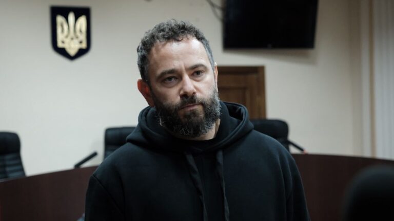 Ілюстрація до публікації «Нардепу Олександр Дубінський та його помічнику Дмитро Оберемчук повідомили нову підозру»