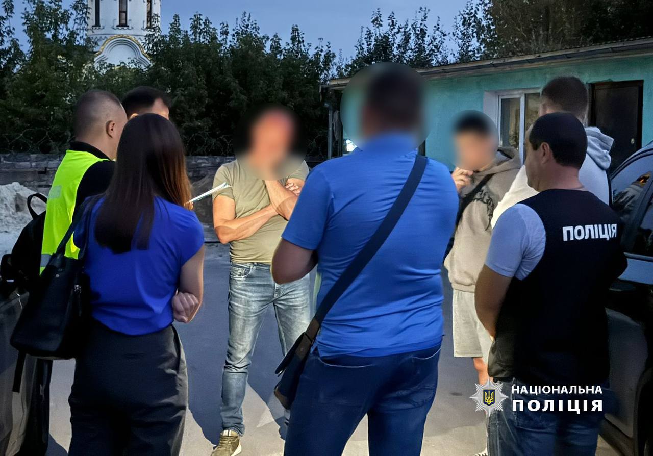 Ілюстрація до публікації «Заступника керівника Івано-Франківського обласного ТЦК та двох службовців РТЦК викрито на хабарях»