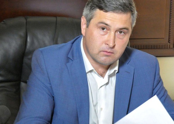 Ілюстрація до публікації «Євгеній Аблов, суддя ліквідованого Окружного адмінсуду Києва, орендував квартиру 151,3 кв.м у Сергій Нечипоренко, експрокурора, затриманого 9 років тому за хабар у 150 тисяч…»