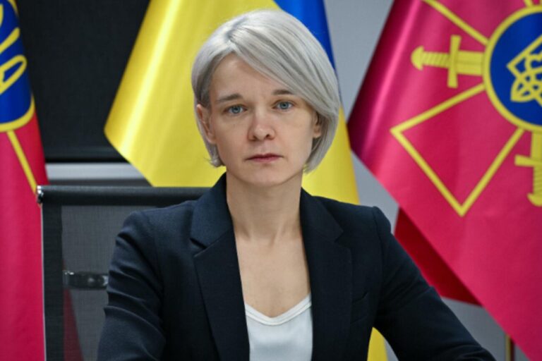 Ілюстрація до публікації «Марина Безрукова, яка після «Укрненерго» була призначена директором «Агенція оборонних закупівель» Міноборони, при доходах у 11,6 млн гривень, отримала соціальну допомогу.»