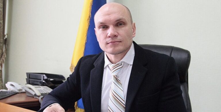 Ілюстрація до публікації «ВККСУ вирішила, що голова Господарського суду Київської області Павло Горбасенко відповідає обійманій посаді.»