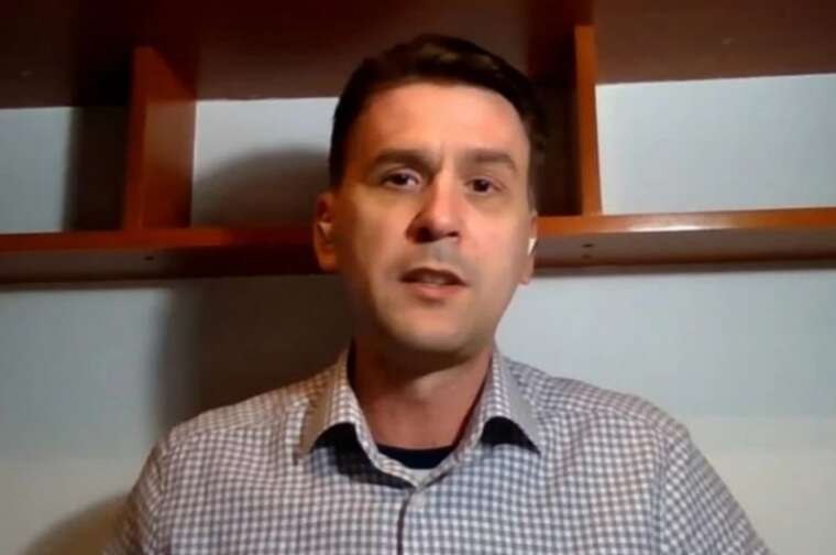 Ілюстрація до публікації «Під час прямого ефіру на телеканалі «Київ» Оглядач групи «Інформаційний супротив» Олександр Коваленко, який позиціонує себе, як військовий експерт, а насамперед є звичайним…»
