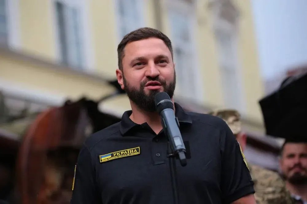 Ілюстрація до публікації «У начальника Черкаської митниці Данііла Меньшикова знайшли порушень на 14,1 млн гривень, що містить ознаки недостовірного декларування.»
