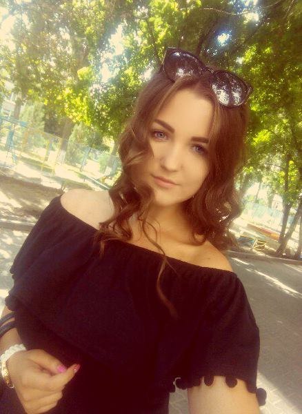 Ілюстрація до публікації «Попри майже двомісячний марафон розголосу про справжню сутність Олена Хотенко, вона продовжує формувати команду в ДПС у Сумській області.»