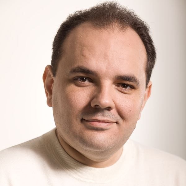 Ілюстрація до публікації «Очільник Одеської райради, член партії «Доверяй делам» та радник мера Одеси Віталій Барвіненко в інтерв’ю виданню «Думська» збрехав, що не має відношення до організації…»