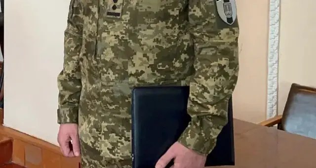 Ілюстрація до публікації «У заступника начальника Київського районного ТЦК в Одесі Юрія Цимбала в декларації за 2023 рік знайшли неточні відомості на 742 тис. гривень та ознаки необґрунтованих активів на…»