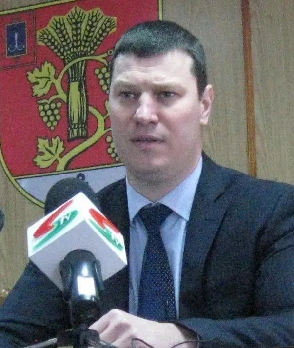 Ілюстрація до публікації «Суддя Білгород-Дністровського суду Одещини Валентин Заверюха попросив закрити щодо себе дисциплінарну справу у Вищій раді правосуддя через те, що він мобілізувався до ЗСУ.»
