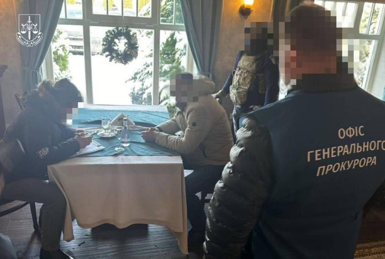 Ілюстрація до публікації «Експрацівнику Львівської митниці Сергію Бутову повідомили про підозру у незаконному збагаченні.»