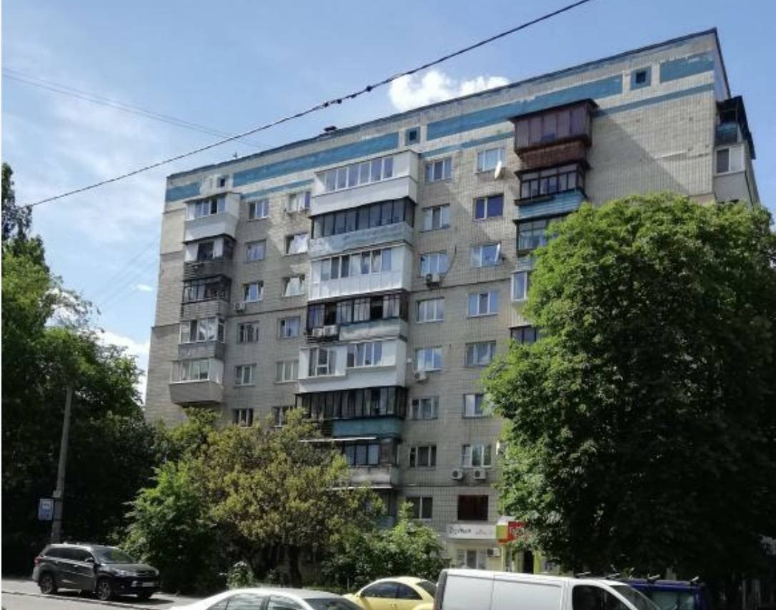 Ілюстрація до публікації «В.о. керівника управління міграційної служби Чернігівської області Юлія Кран користується двома квартирами в Києві та авто, котрі оформлені на безробітну матір.»