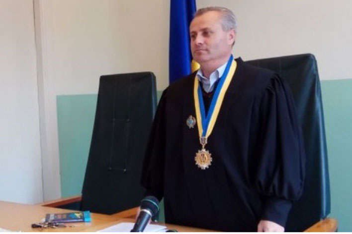 Ілюстрація до публікації «Перша Дисциплінарна палата ВРП відправила на звільнення суддю з Львівщини Луку Кріля.»