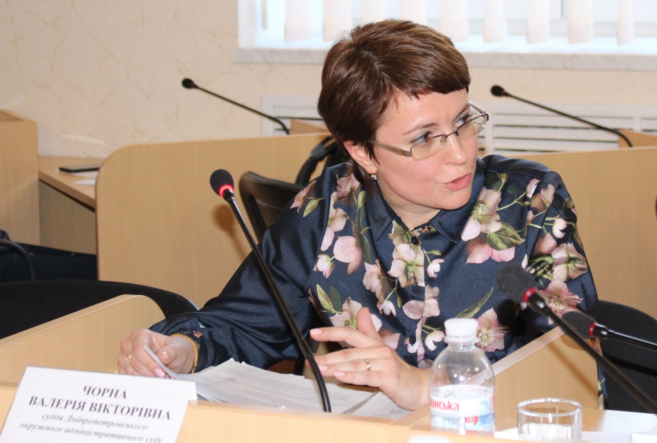 Ілюстрація до публікації «Суддя Апеляційної палати ВАКС Валерія Чорна у повідомленні про суттєві зміни у майновому стані від 10 грудня 2024 року вказала 1 721 099 гривень недоотриманої суддівської…»
