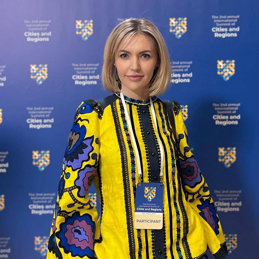 Ілюстрація до публікації «Штатна радниця голови Офісу президента Андрія Єрмака, Лілія Пашинна, придбала квартиру в Києві по вулиці Камʼянська, 128.»