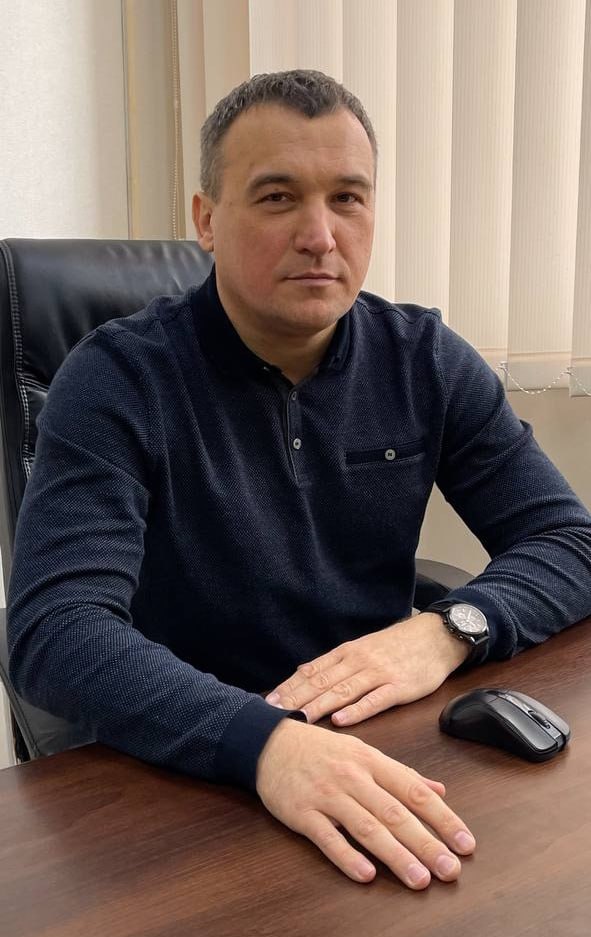Ілюстрація до публікації «Заступник голови регіонального Сервісного центру МВС в Одеській, Миколаївській та Херсонській областях Вадим Шмельков отримав у подарунок будинок з землею у Миколаєві за 838 тис.…»