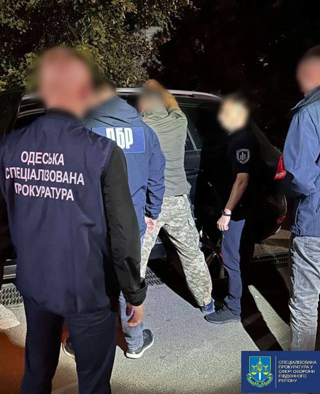 Ілюстрація до публікації «ТАРИФИ НА УХИЛЕННЯ ЗРОСТАЮТЬ»