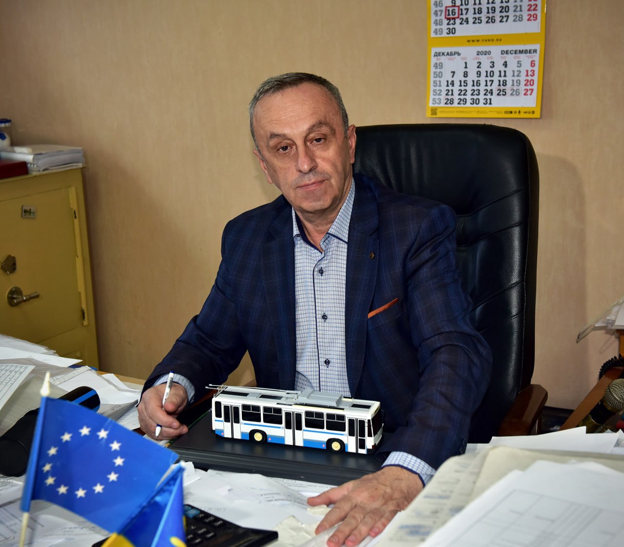 Ілюстрація до публікації «В.о. голови Хмельницької РВА Віктора Паламарчука, викрили на корупційній схемі.»
