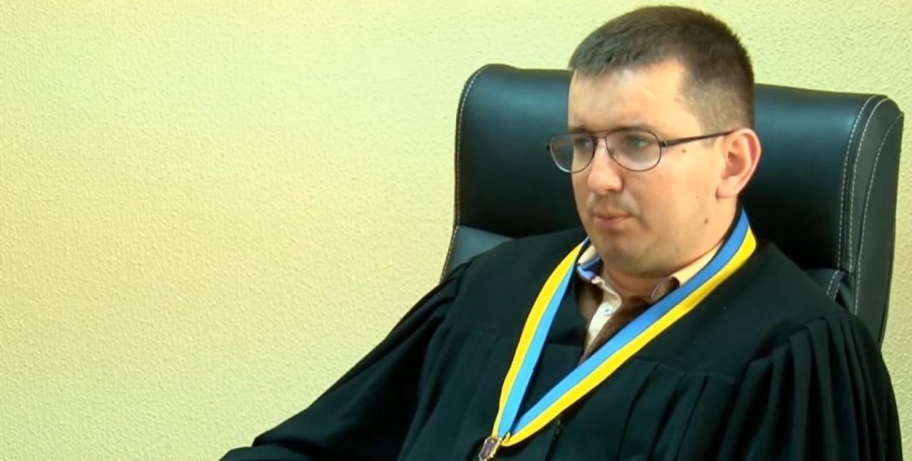Ілюстрація до публікації «Суддя-тугодум Звільнити суддю Приморського районного суду Андрія Бойчука радить Вища кваліфікаційна комісія.»