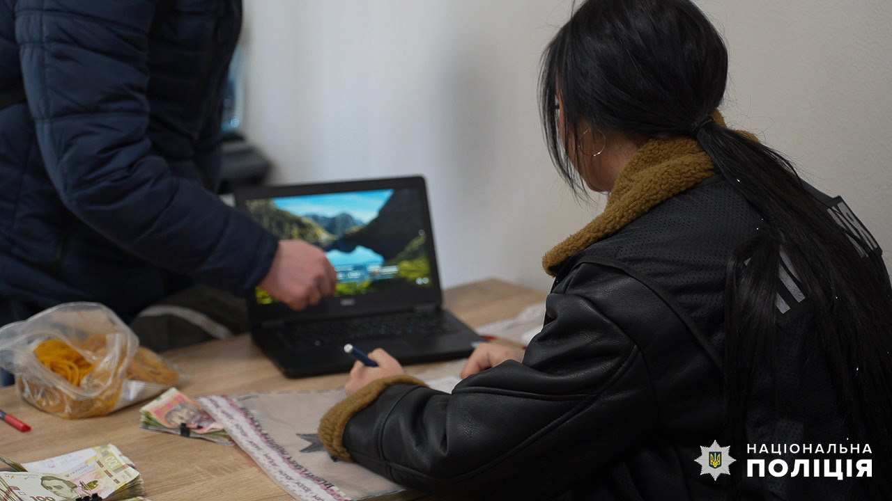 Ілюстрація до публікації «Поліція Одещини затримала організаторів фінансової піраміди «VinEco» та «Vinex Тrade»»