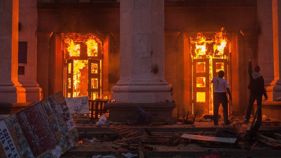 Ілюстрація до публікації «Перетворив пожежу у Домі профсоюзів в Одесі 2 травня 2014 в справжню трагедію та втік до Криму»