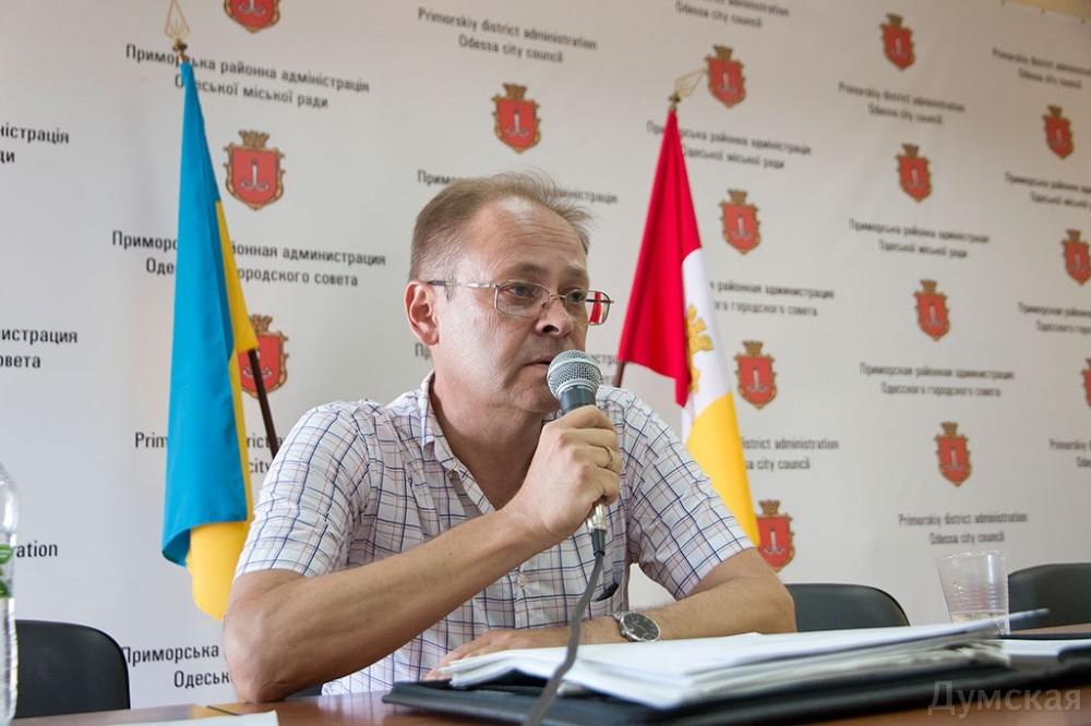 Ілюстрація до публікації «В Одесі на хабарі в 10 тис. доларів затримали директора департаменту архітектури та містобудування Марата Касімова.»