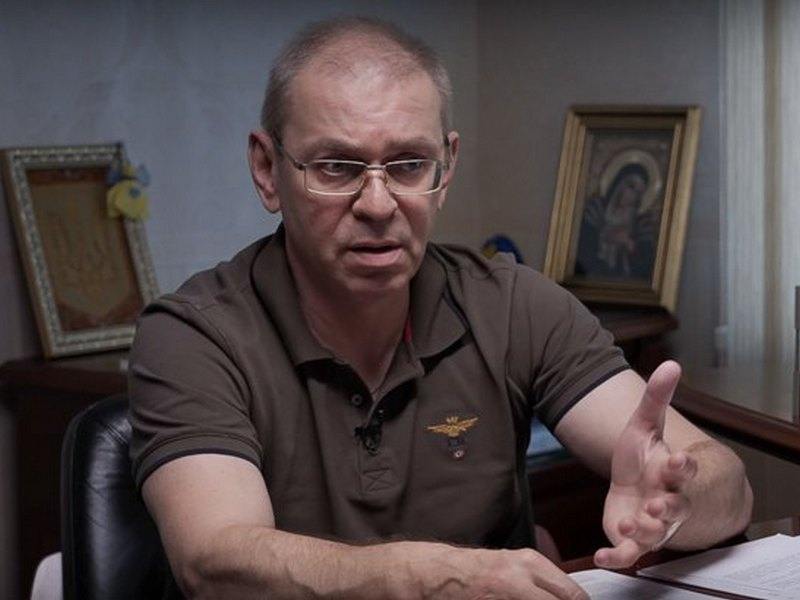 Ілюстрація до публікації «Державна служба фінансового моніторингу та ДБР проводять розслідування щодо підозрілих контрактів Міністерства оборони України, внаслідок яких із державного бюджету було…»