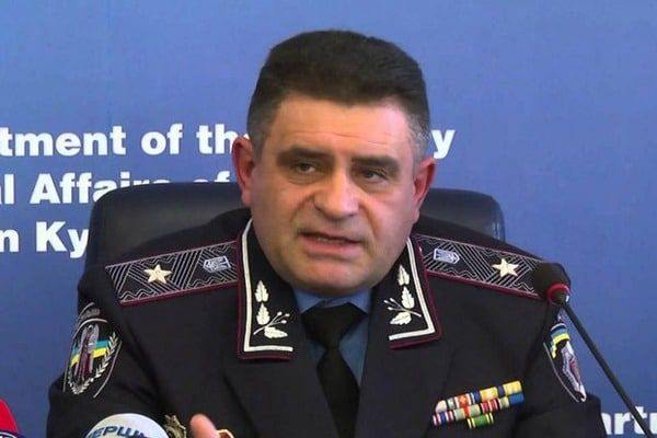 Ілюстрація до публікації «ВАКС заборонив компанії «Новітнє обладнання», яку заснувала Оксана Сорочинська – донька ексголови поліції Києва Олександра Терещука, вивести з-під арешту напіввагони на користь іншої фірми.»