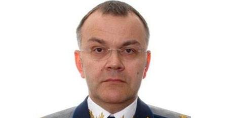 Ілюстрація до публікації «Син експрокурора Київщини отримав 1 рік тюрми за спробу втекти з України»