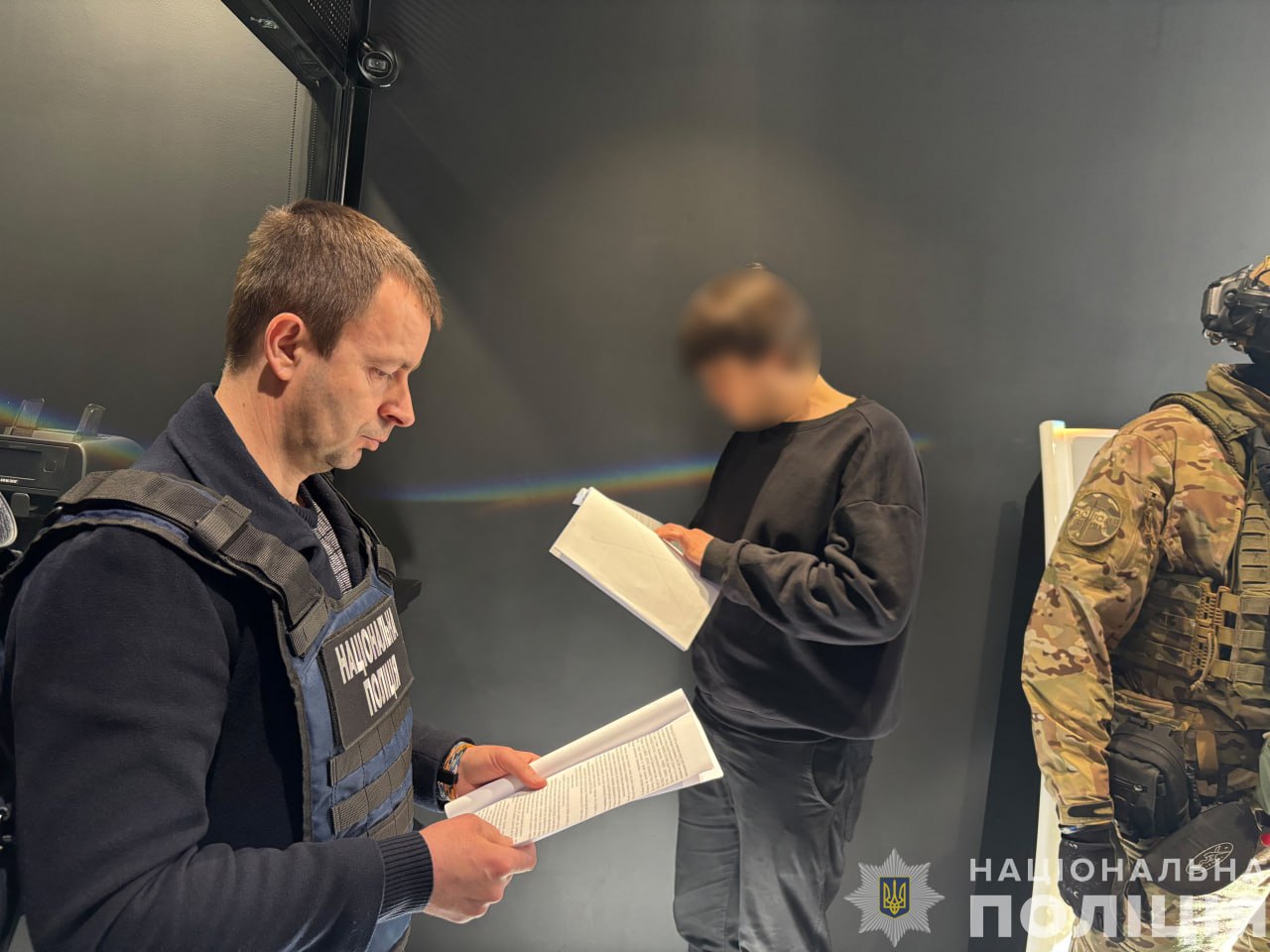 Ілюстрація до публікації «Нацполіція ліквідувала організовану злочинну групу шахраїв, яка не поставила для ЗСУ понад сто дронів вартістю майже 11 мільйонів гривень»