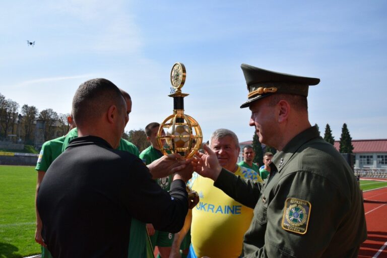 Ілюстрація до публікації «ГОЛОВНИЙ СПОРТИВНИЙ ТРЕНЕР КОМАНДИ ДПСУ»