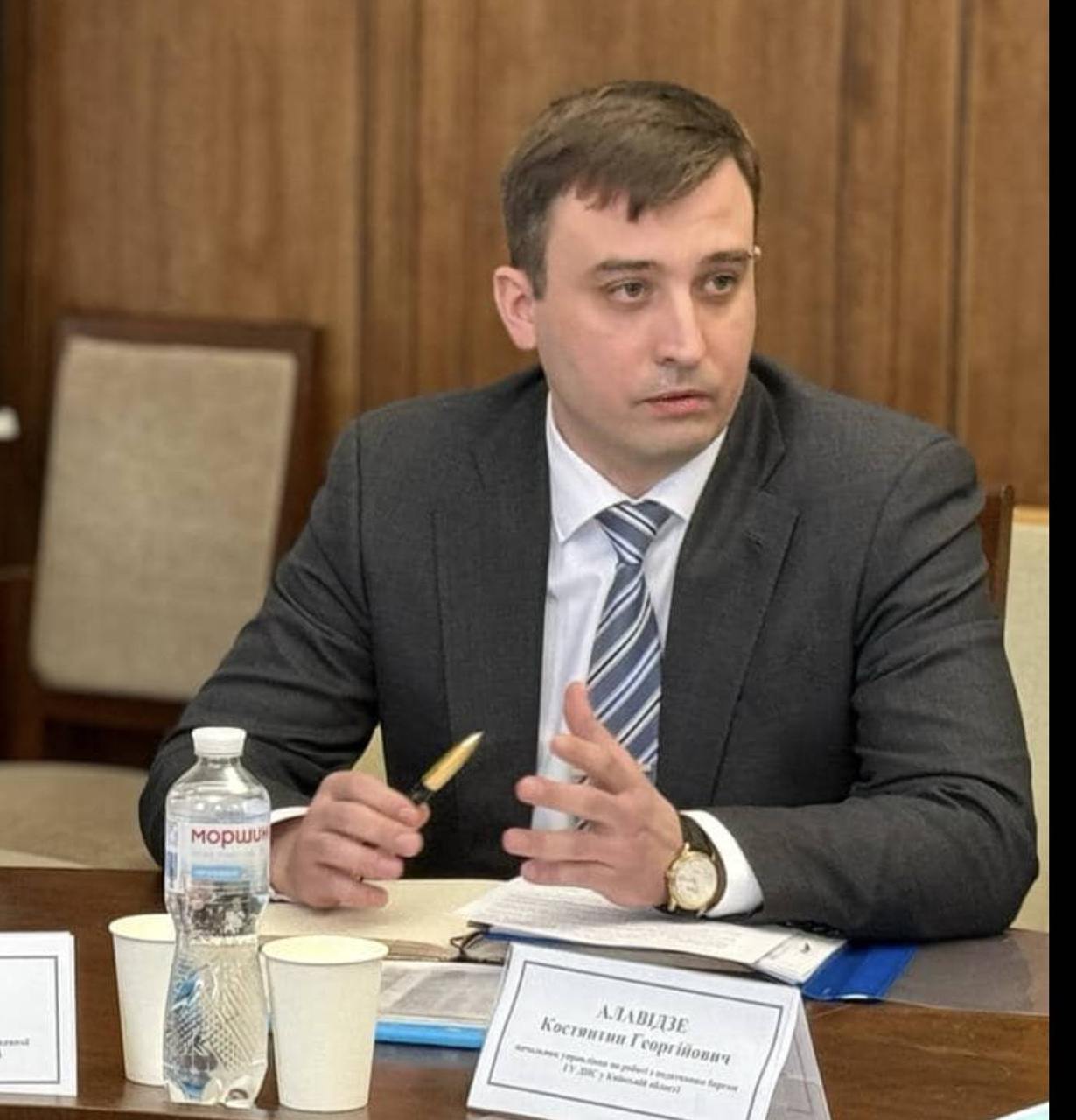 Ілюстрація до публікації «Начальник управління по роботі з податковим боргом головного управління ДПС у Київській області Костянтин Алавідзе задекларував 51 тисячу доларів готівкою.»