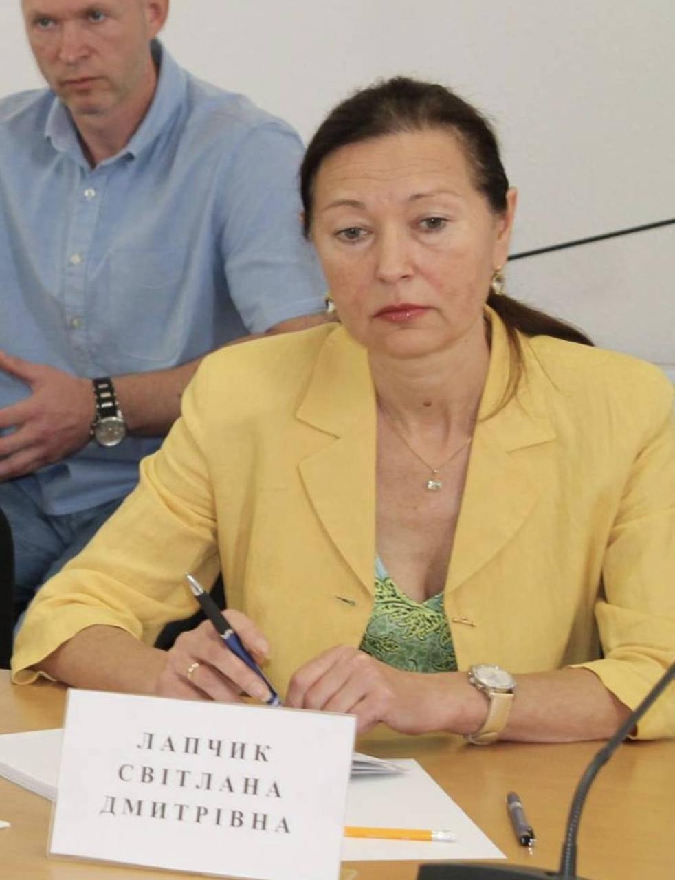 Ілюстрація до публікації «Заступницю керівника виконавчої дирекції ліквідованого Фонду соціального страхування України Світлану Лапчик підозрюють у декларуванні недостовірних даних: НАЗК виявило порушення…»