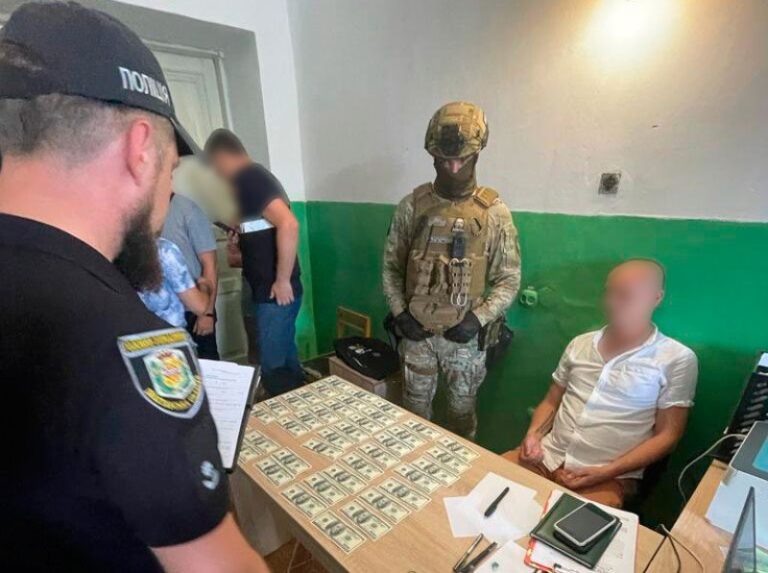 Ілюстрація до публікації «ХАБАРНИКИ З ВЛК. У ЧОМУ ПРОБЛЕМА?»