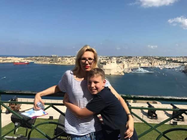 Ілюстрація до публікації «Олена Хотенко виконала свій громадській обов'язок та нарешті задекларувала придбання нової автівки, про яку ми вам нагадували у попередніх публікаціях.»