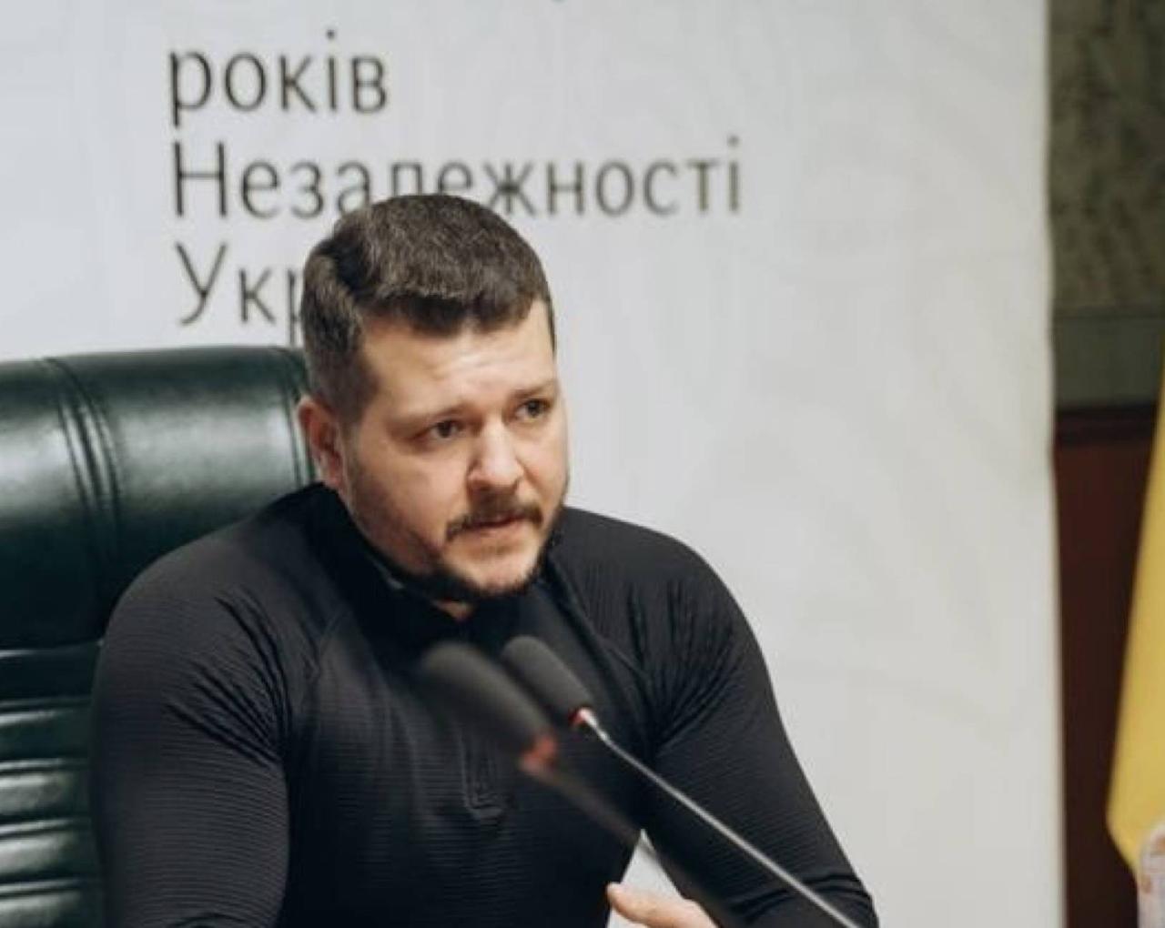 Ілюстрація до публікації «Дружина голови Державної служби України з безпеки на транспорті (Укртрансбезпека) Микити Лагуніна під час війни придбала новий Porsche Cayenne за 4,4 млн гривень. 🚫»