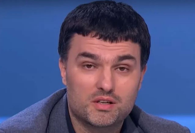 Ілюстрація до публікації «АРЕШТУВАЛИ ЗАОЧНО: Ексвласника співвласника мережі ресторанів Tarantino Дмитра Федотенкова. Його підозрюють в організації рейдерства компанії "Укрбуд". З січня 2022 року чоловік…»