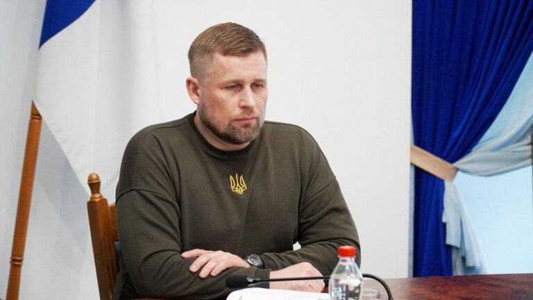 Ілюстрація до публікації «Ексочільник Одеської ОДА Максим Марченко, що допомагав корумпованому ексвійськкому Борисову, робить проблеми на новій посаді голови ТГР ЗСУ «Покровськ» Начальник служби РЕБ 111-ї…»