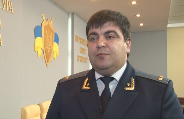 Ілюстрація до публікації «Керівник територіального управління БЕБ Києва Назар Константинов у 2023-2024 роках став власником 3 квартир і 5 паркомісць.»